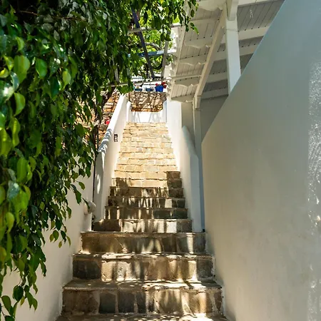 Be Kythnos *